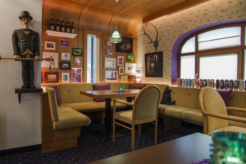 Hotel Pension Kirchplatz Санкт-Антон-ам-Арльберг Экстерьер фото