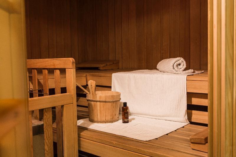 Hotel Pension Kirchplatz Санкт-Антон-ам-Арльберг Экстерьер фото