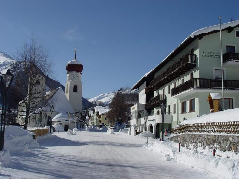 Hotel Pension Kirchplatz Санкт-Антон-ам-Арльберг Экстерьер фото