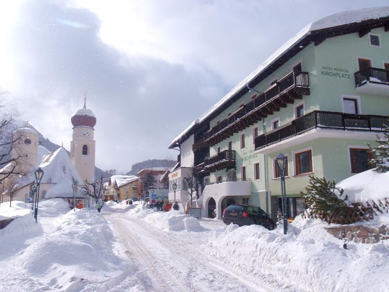 Hotel Pension Kirchplatz Санкт-Антон-ам-Арльберг Экстерьер фото